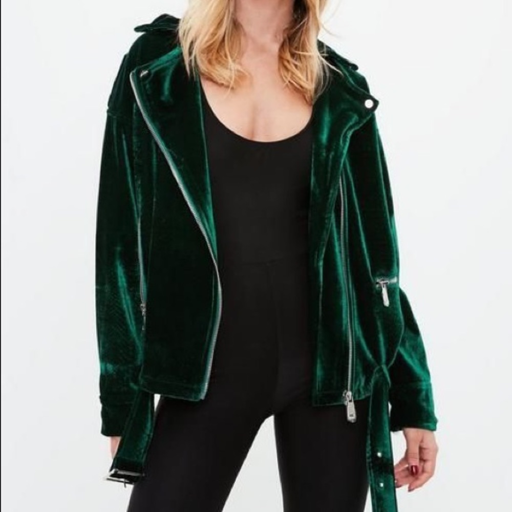 Missguided green textured velvet jacket. Size 2. Oversized.
